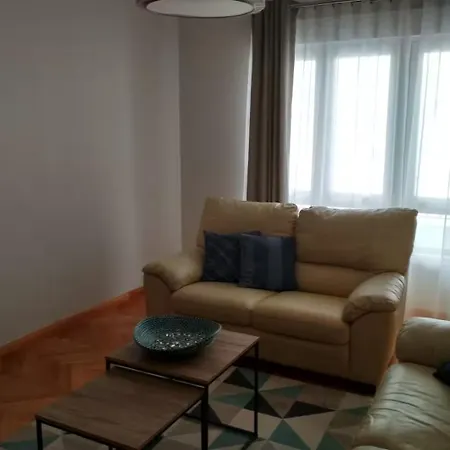 Amplio Piso En - A 1 Minuto De La Playa Apartman