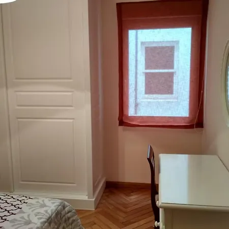 Amplio Piso En - A 1 Minuto De La Playa Apartman